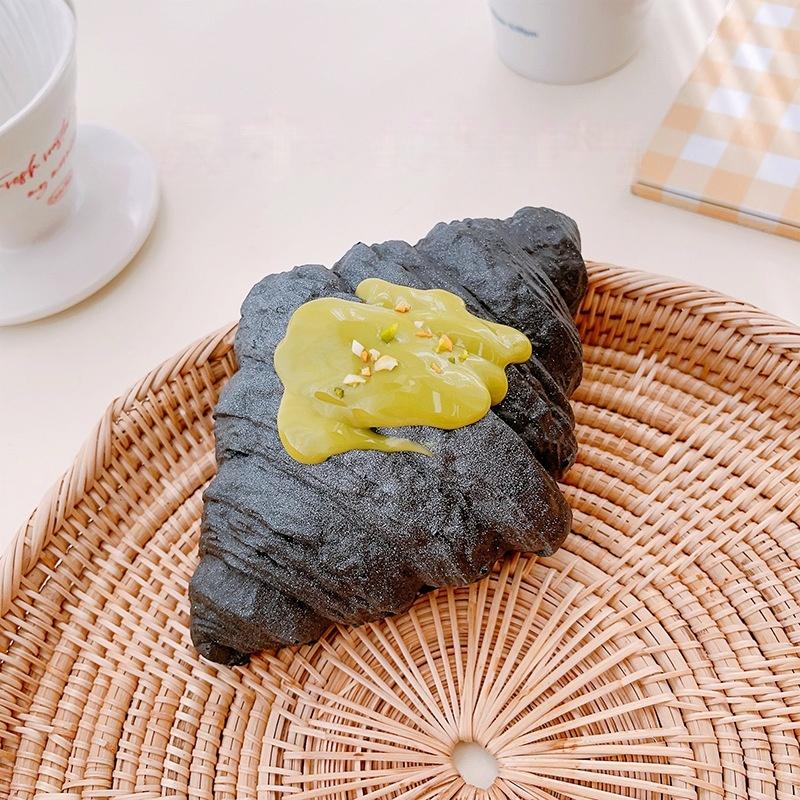 Black Gold Corsage Taba Squishy Toys